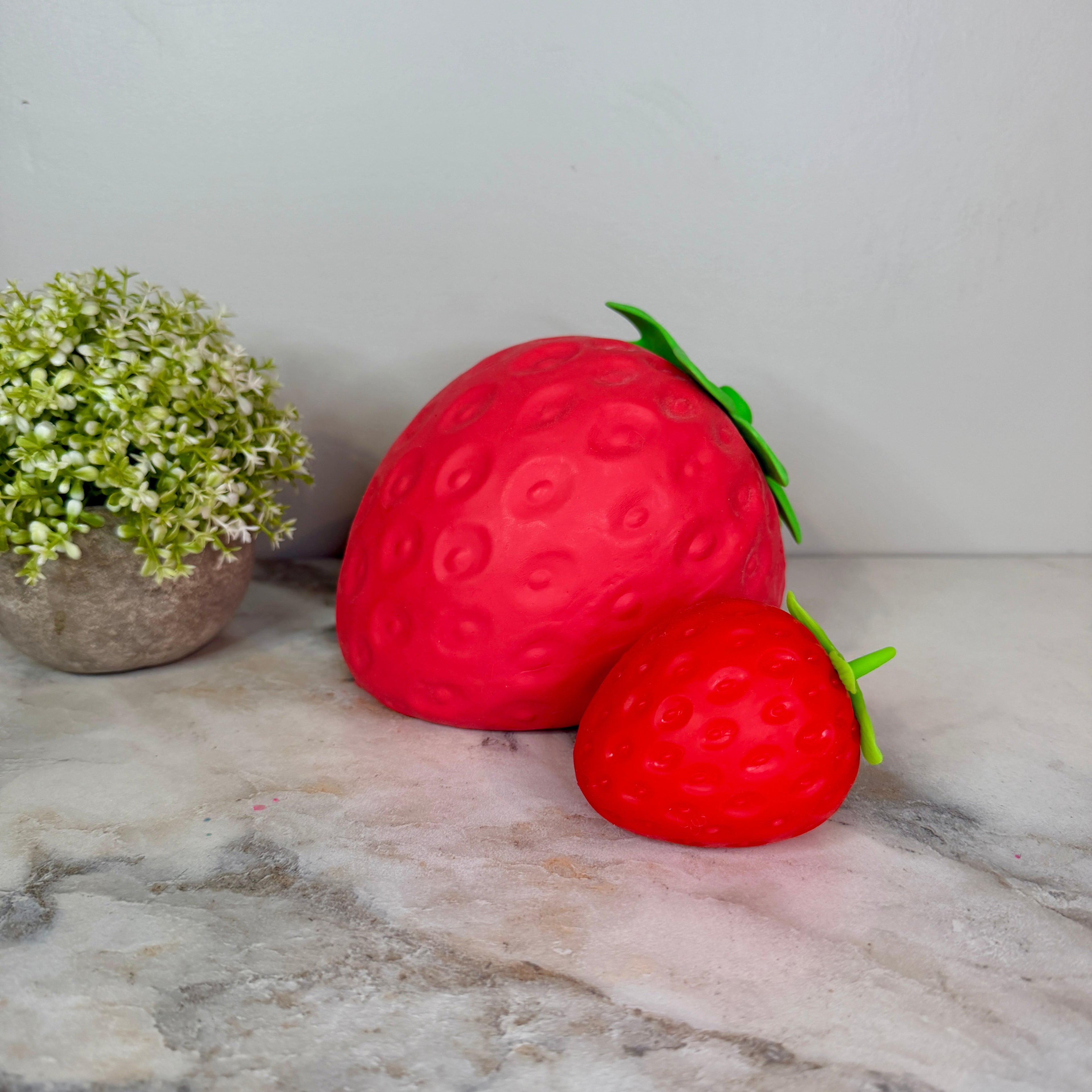 Squishy Toy - Strawberry Dough, Jumbo