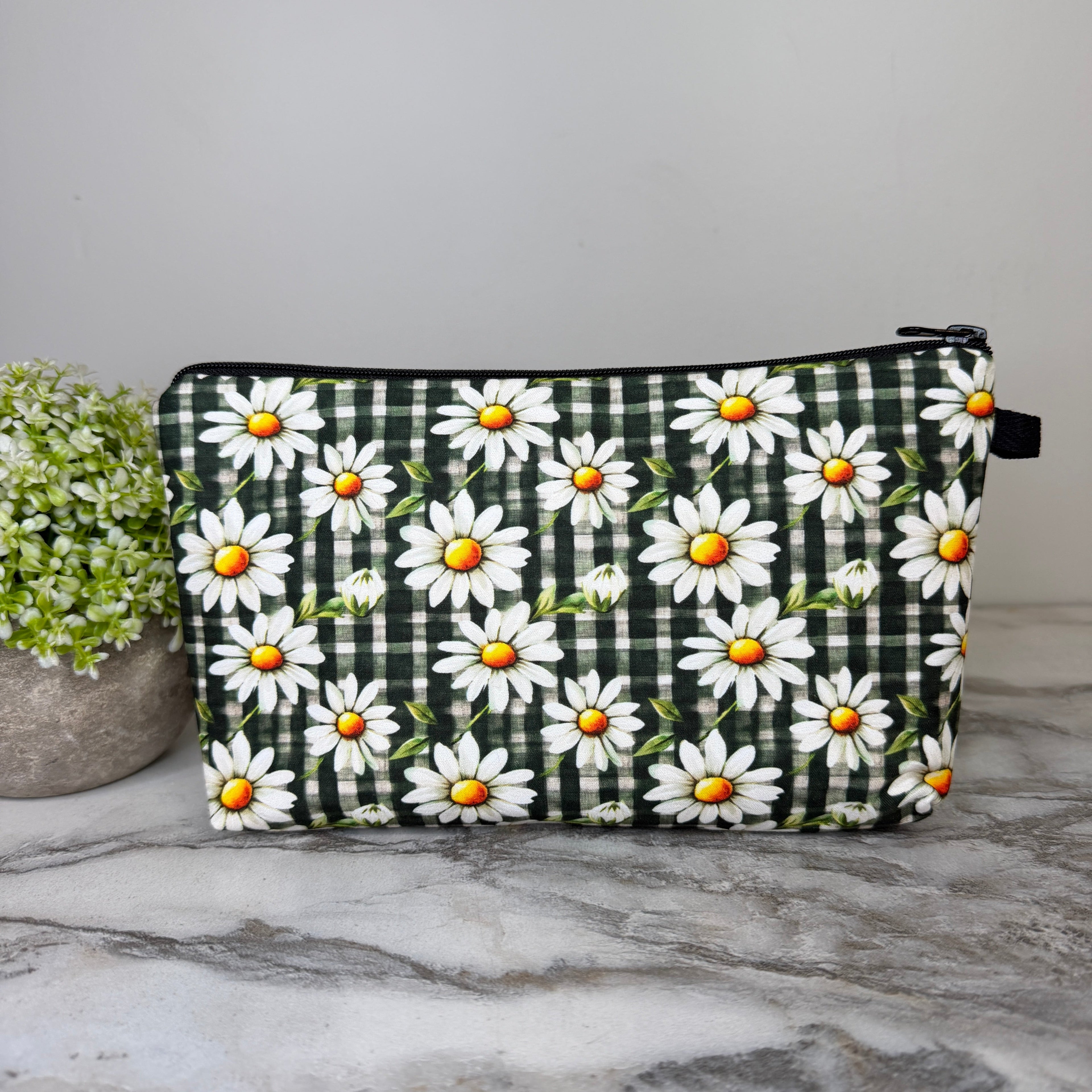 Pouch - Floral Olive Gingham Daisy