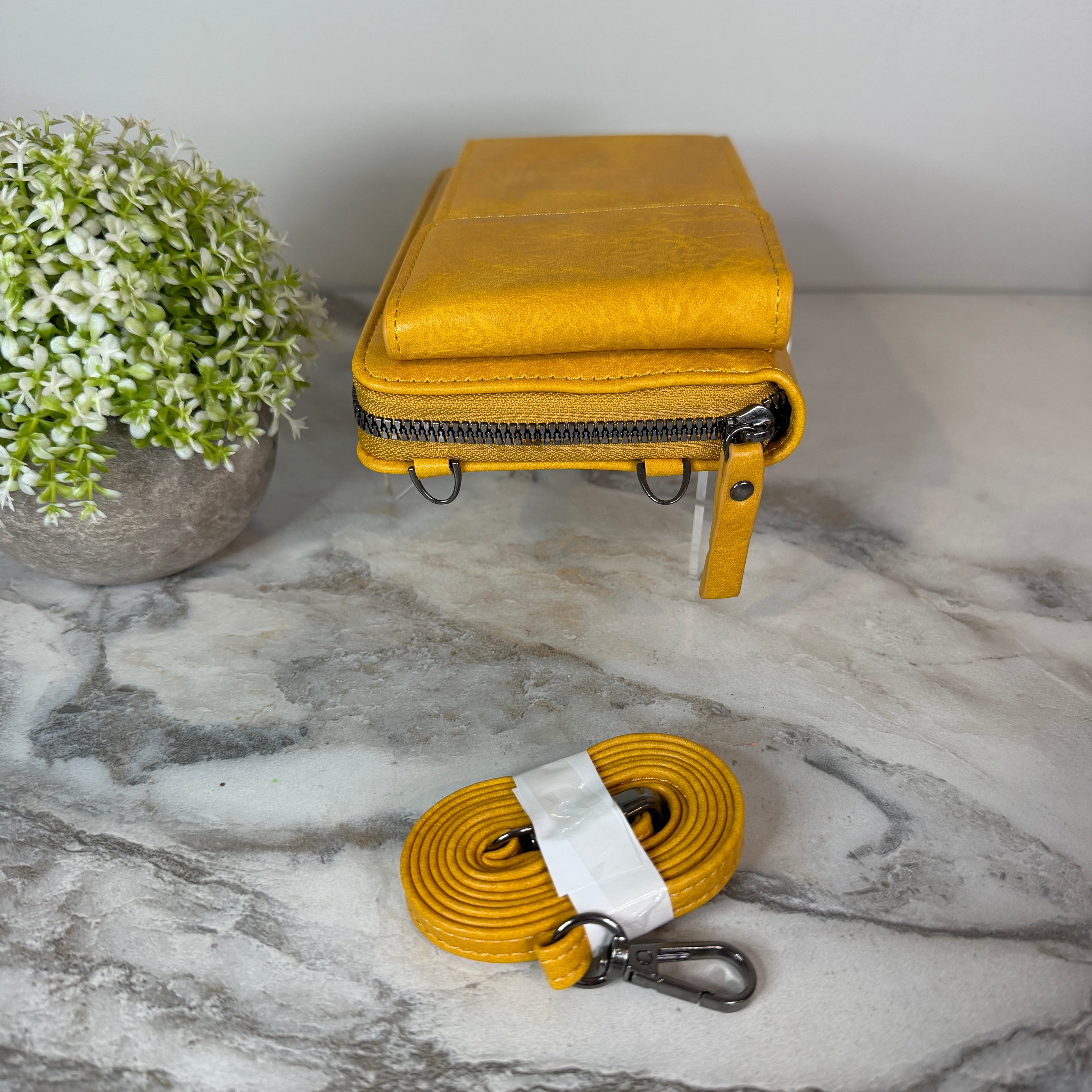 Claire Crossbody Wallet + Purse