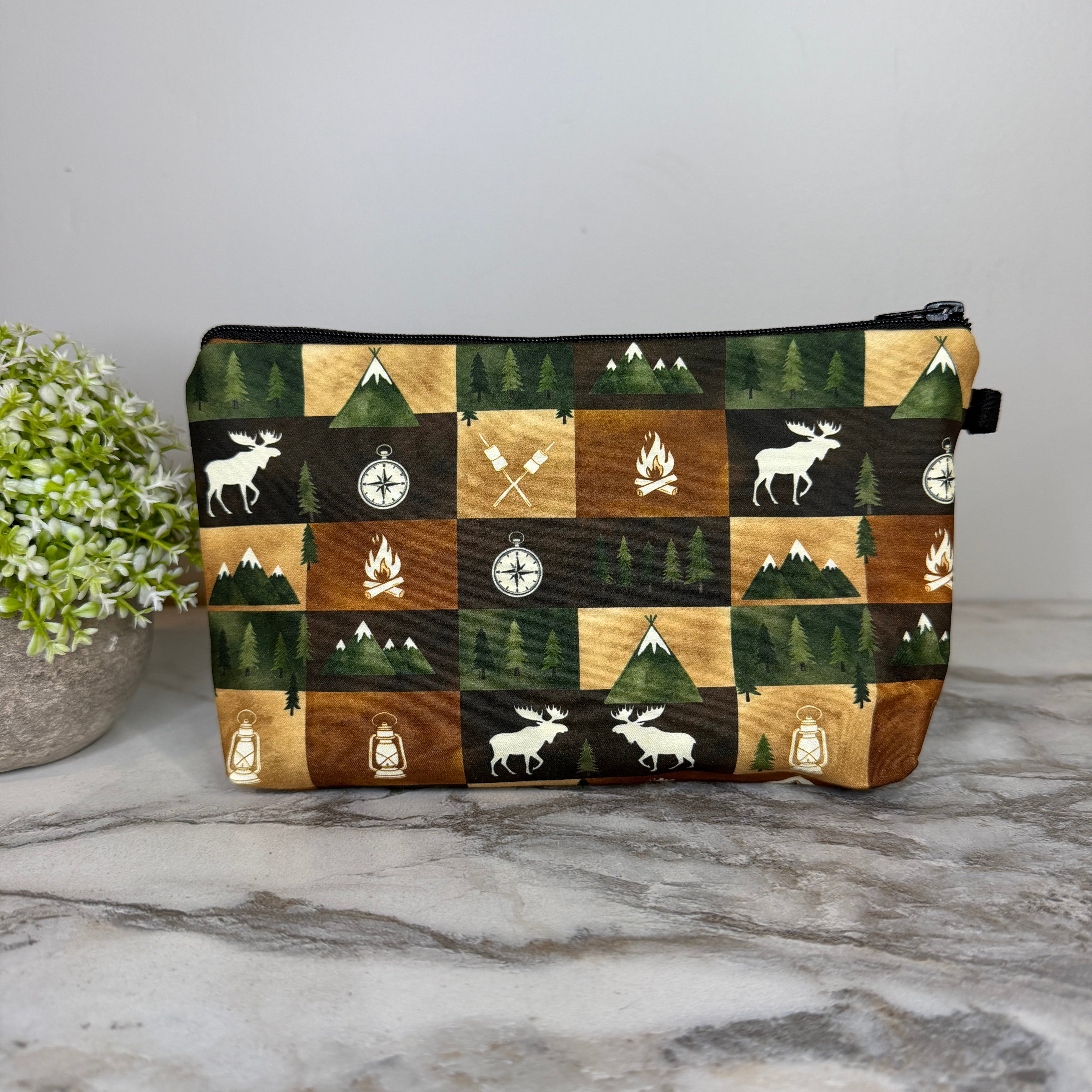 Pouch - Camping Mountain Outdoors