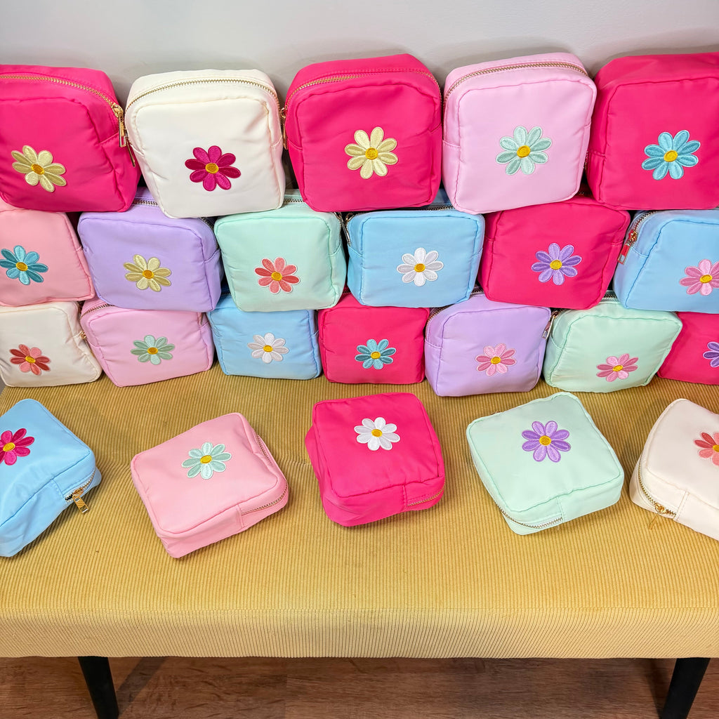 The Daisy - Square Pouch