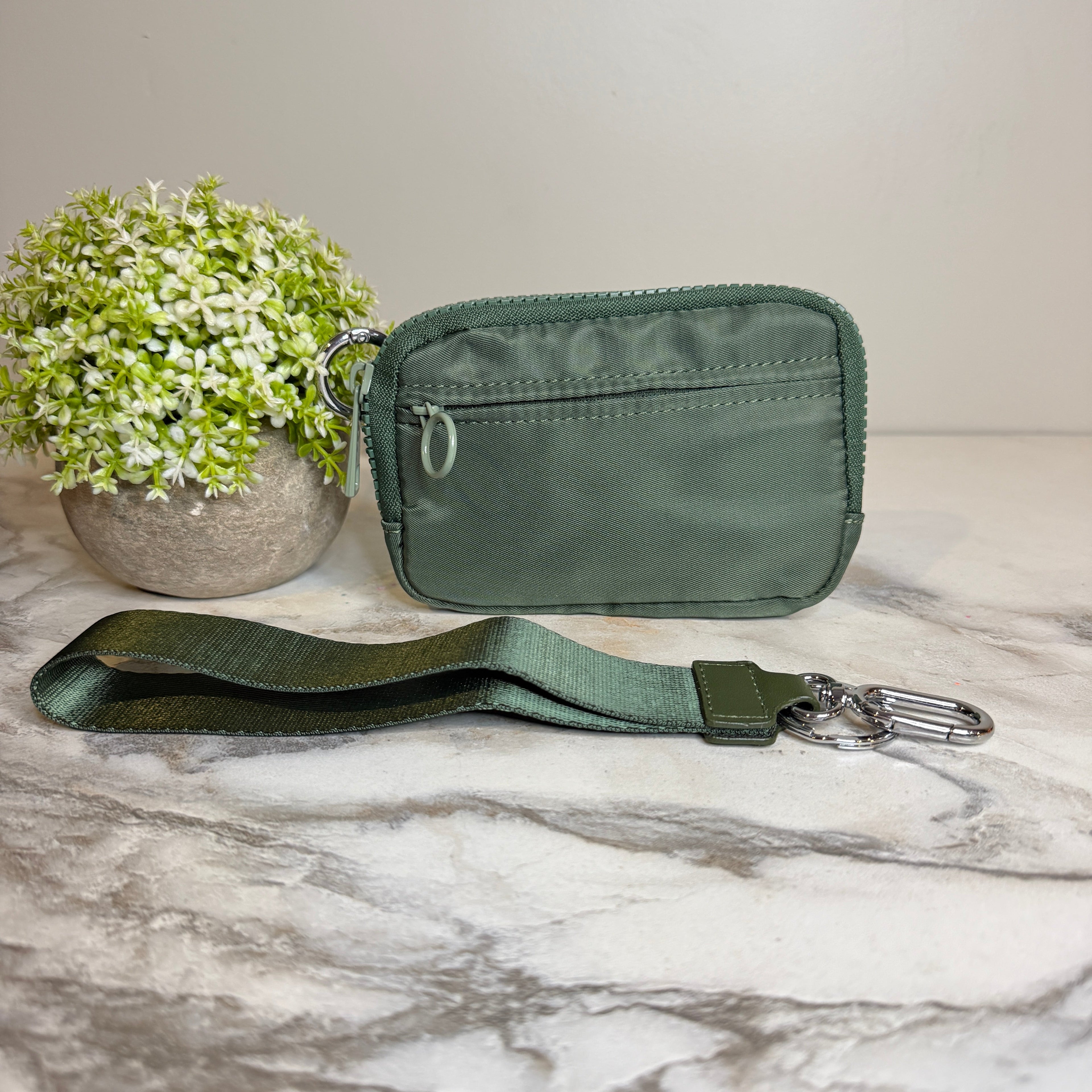 Rue - Nylon Wristlet Wallet - Olive Green