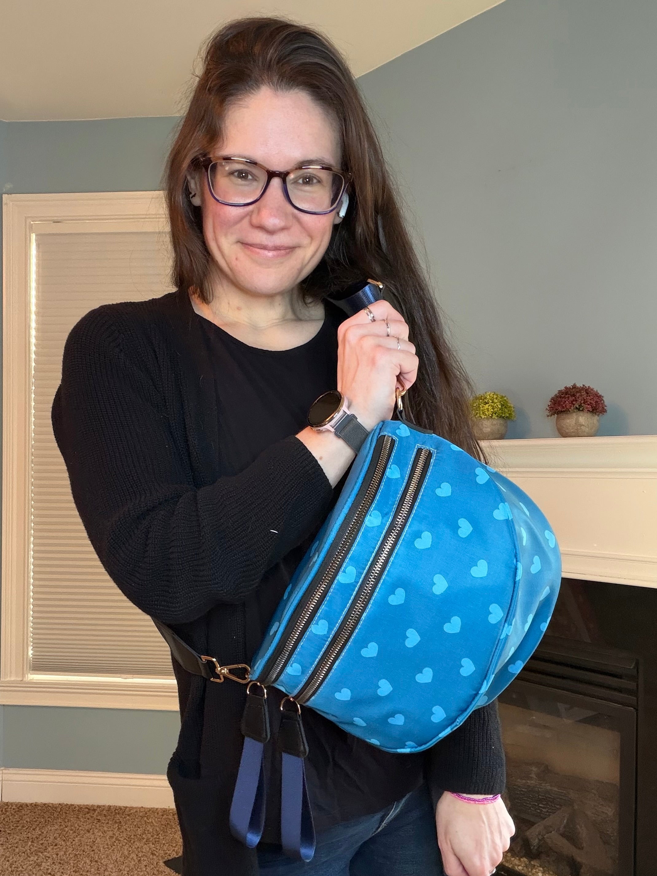 The Roni Nylon Crossbody - Dark Blue Hearts