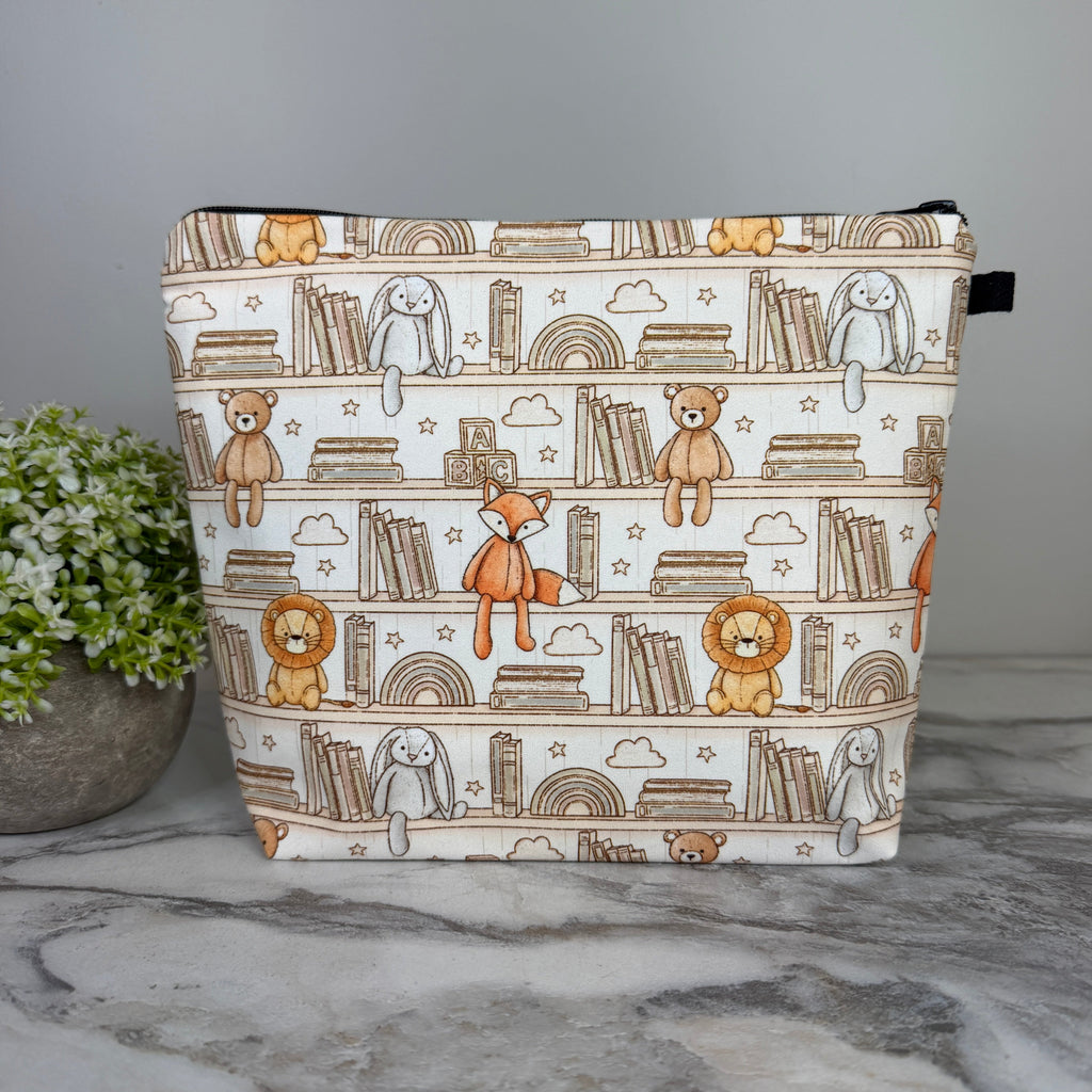 Pouch XL - Book Shelf Animal Toys
