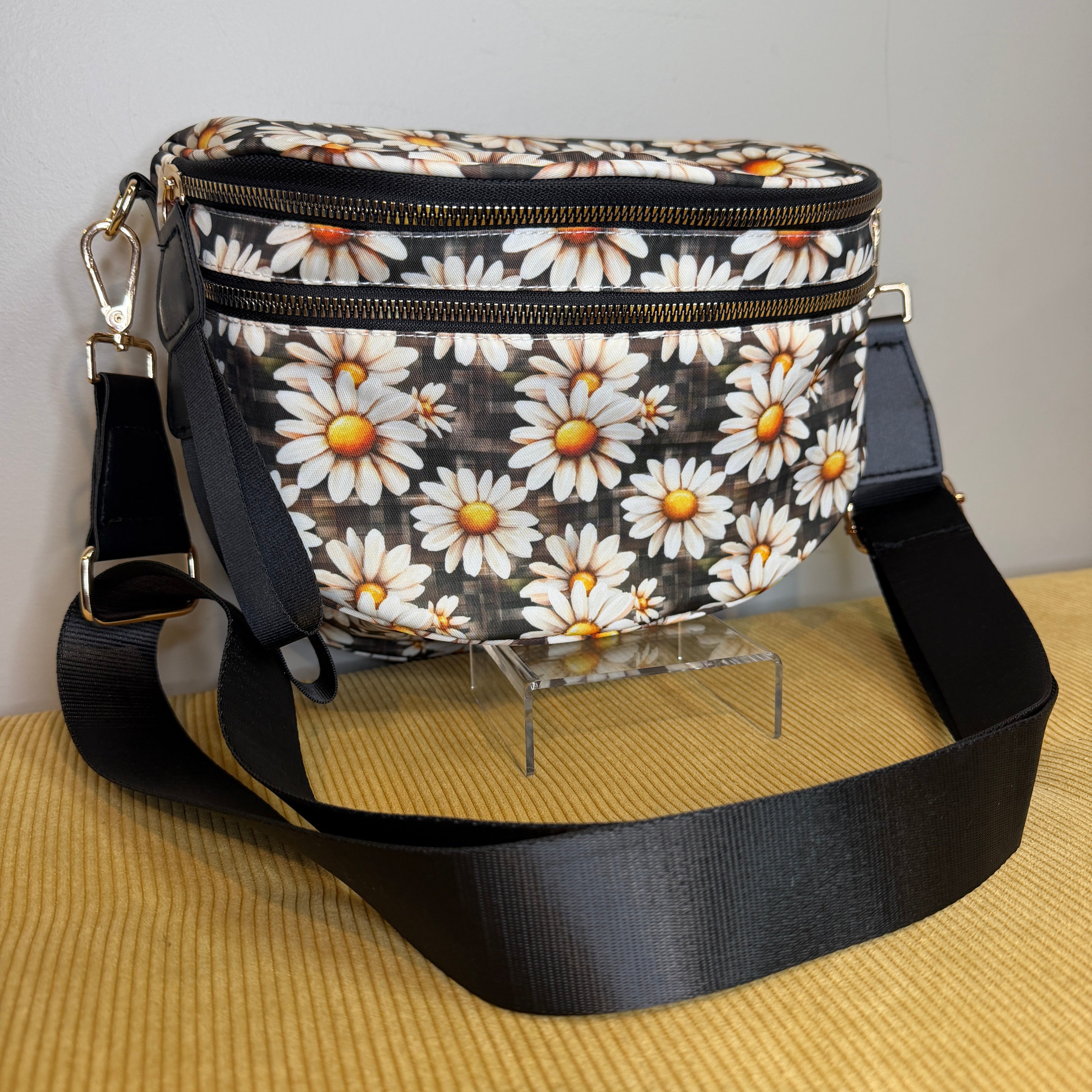The Roni Nylon Crossbody - Floral Brown Gingham Daisy