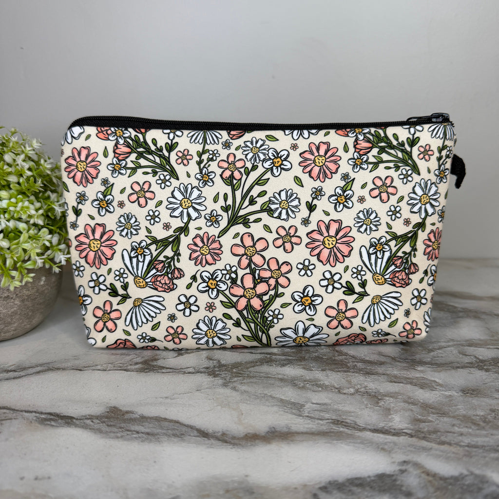 Pouch - Floral Daisy Pink